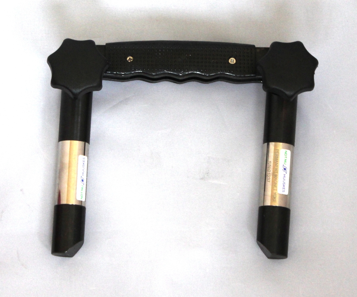 Yoke permanent magnets